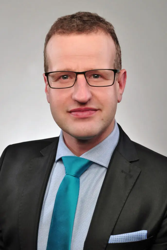 Uwe Dinda in der BVV Lichtenberg